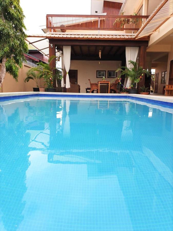 Amalia Apartments Парамарибо Екстериор снимка